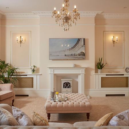 Bathen House Boutique Hotel Exteriér fotografie The Drawing Room at The Old Vicarage